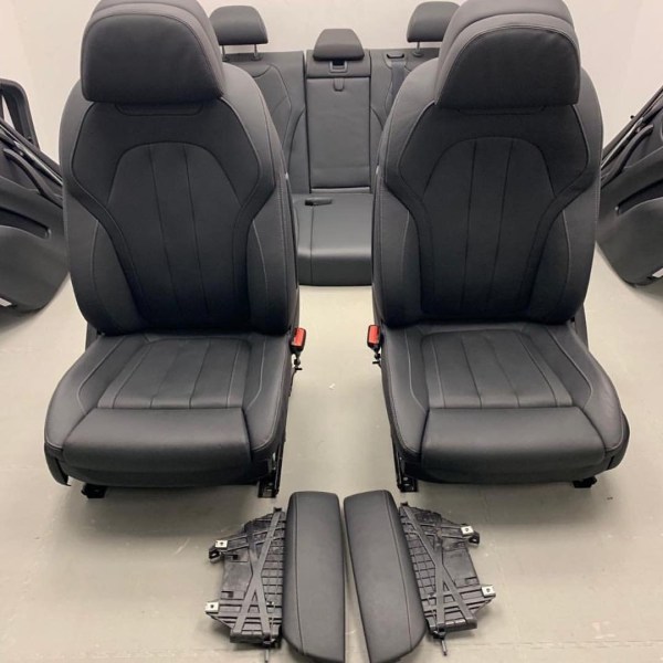 BMW X5 F15 M Sport Interior Complete 5 Seats WIth Door Panels 2014-2018 RHD 2 BMW X5 F15 M Sport Interior Complete 5 Seats WIth Door Panels 2014-2018 RHD - Image 2