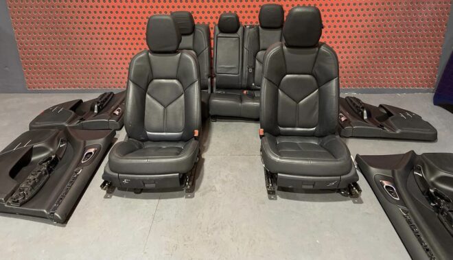 Porsche Cayenne 958 Seats