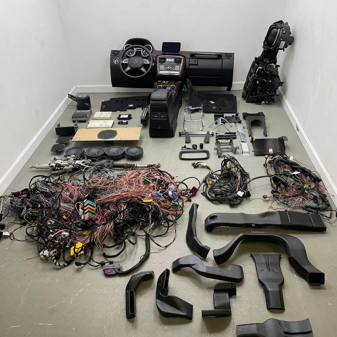 MERCEDES BODY KIT TYPE UPGRADE TO W463 G63 1 MERCEDES BODY KIT TYPE UPGRADE TO W463 G63