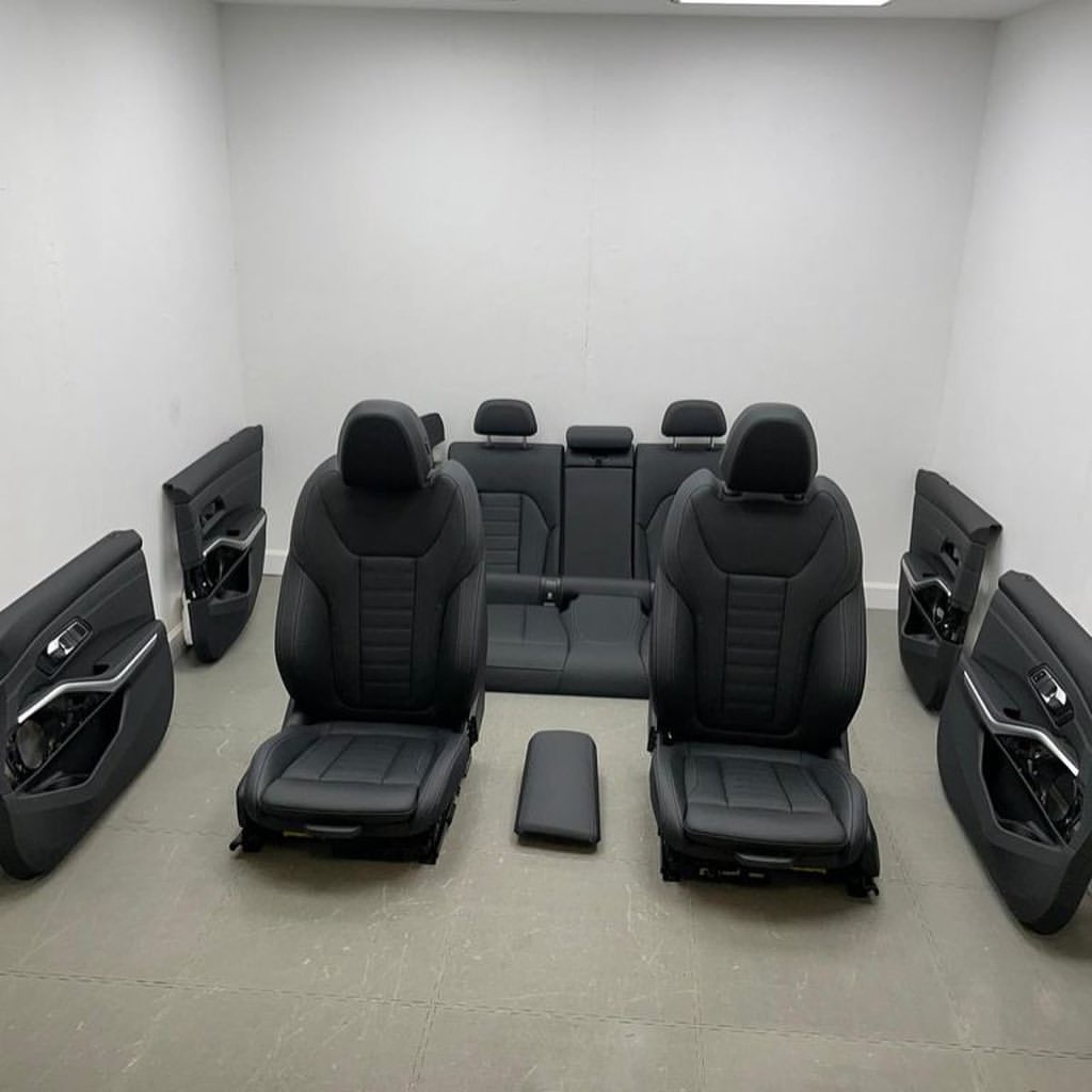 G20 BMW 3 SERIES M SPORT SEATS & DOOR CARDS INTERIOR 1 G20 BMW 3 SERIES M SPORT SEATS & DOOR CARDS INTERIOR